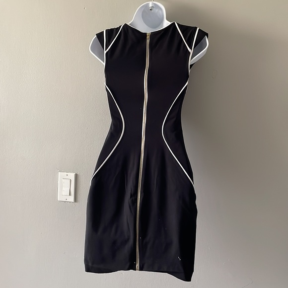 Sexy Dress - Picture 4 of 5